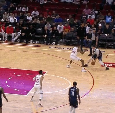 开云官网-东契奇三节47分上演魔法秀 独行侠7连胜露冠军相